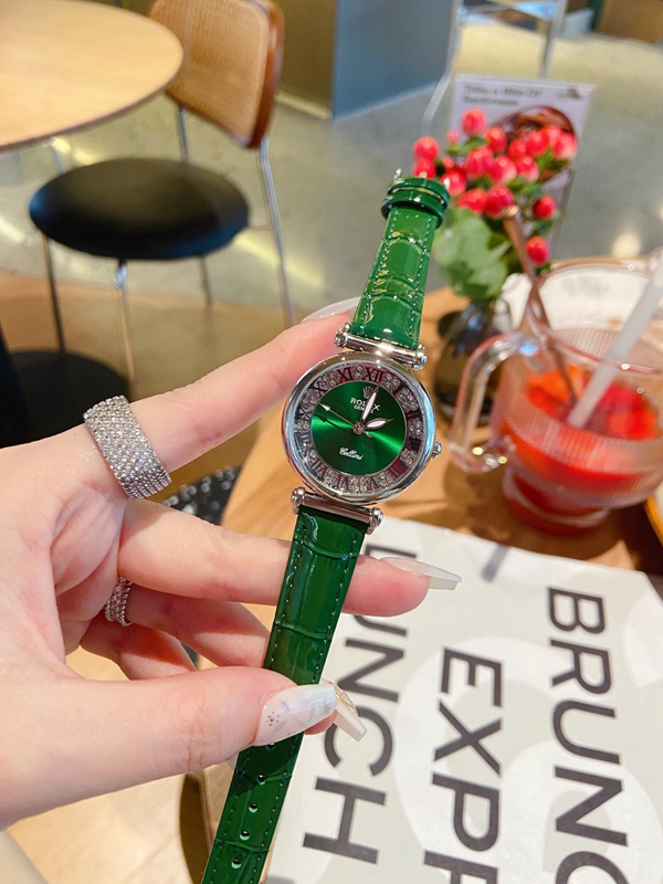 ブランド時計側面デザイン